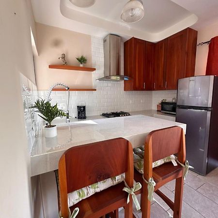 Hotel Amira Карильо Екстериор снимка