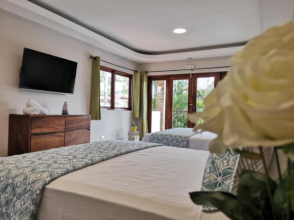 Hotel Amira Карильо Екстериор снимка